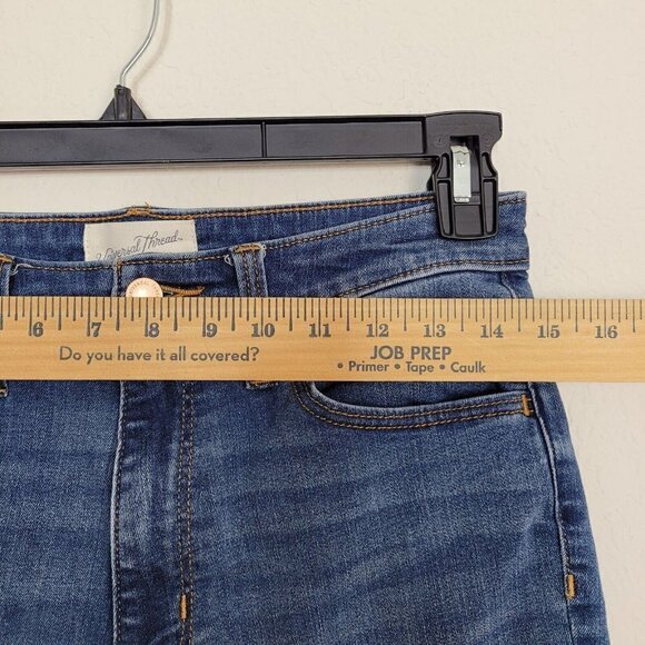 Universal Thread Sz 8 Regular High Rise Skinny Jeans Medium Wash Worn 1x Denim - Picture 6 of 10